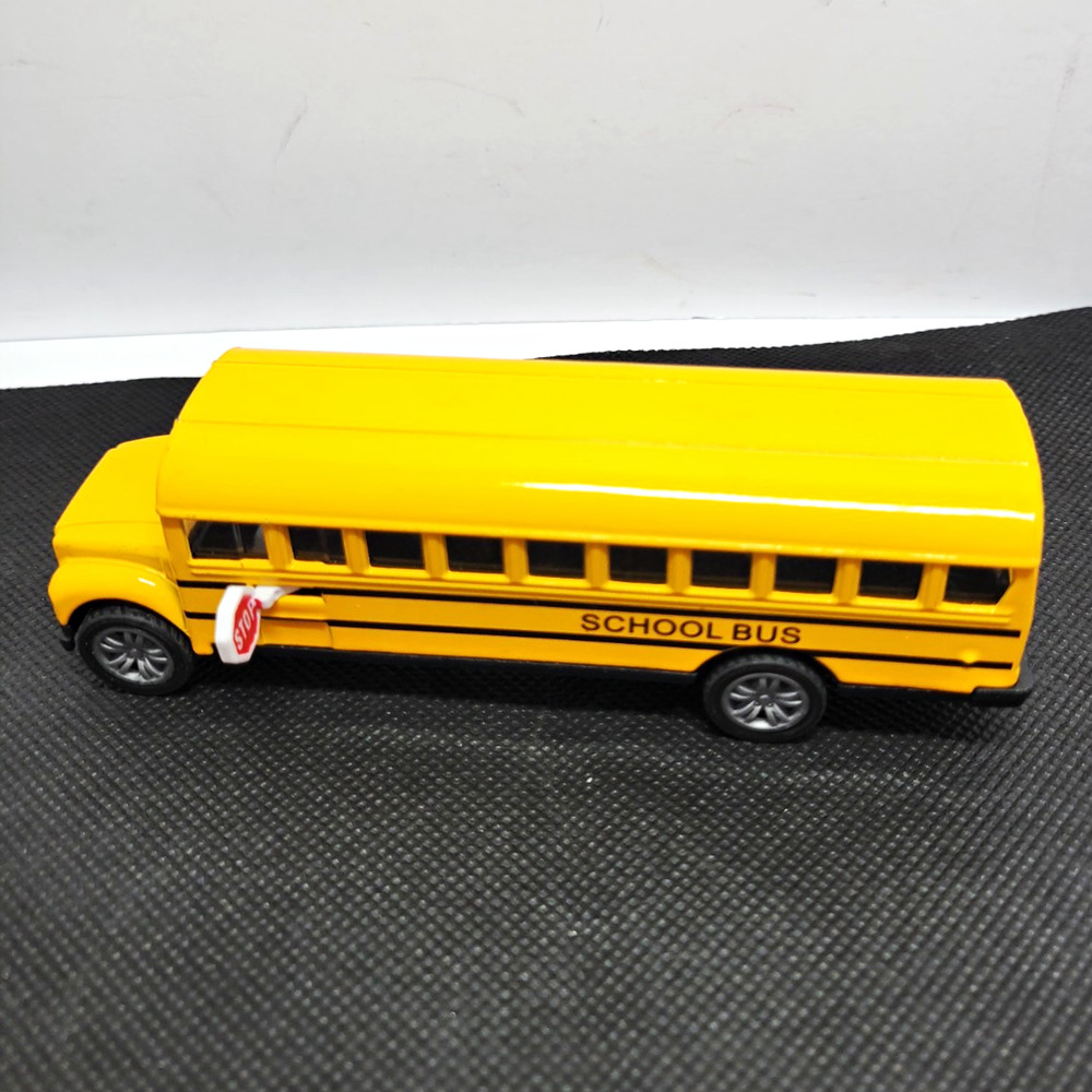 Tianyu Shantou Diecast School Bus Toy Vehicle Yellow Black Approx 5 in